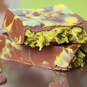 UK Food Safety Authorities Recall Popular Dubai-Style Chocolate Bars Over Undeclared Nuts, Prompting Nationwide Alert