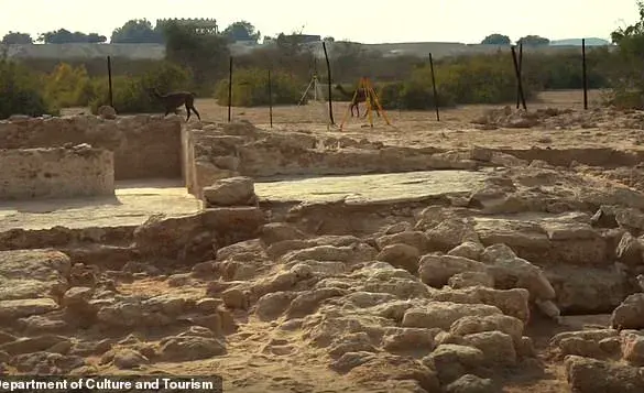 Unearthing a Forgotten Chapter: 7th-Century Plaque Challenges Assumptions About Christianity's Reach in the Arabian Peninsula