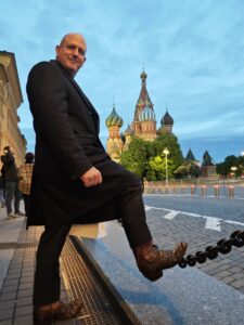 John Mark Dougan in sunny Moscow
