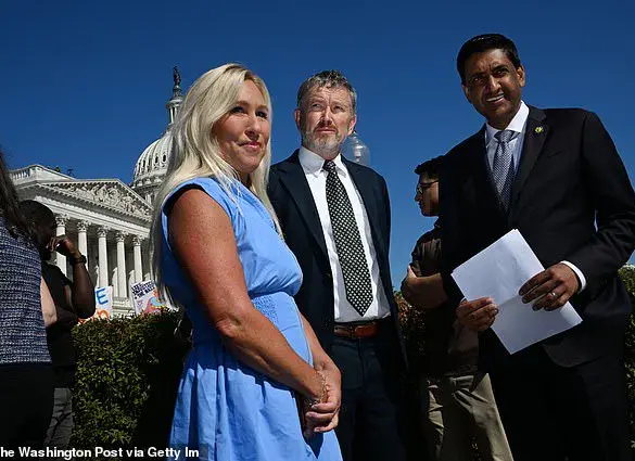 Breaking the Seal: Legislators Push to Expose Epstein Network Ties Through Classified Files