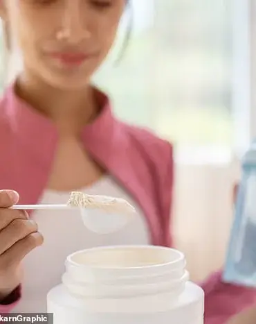 Experts Warn of Potential Risks of Creatine for Older Adults, Highlighting Need for Caution and Credible Guidance