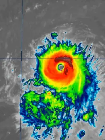 Government Advisories Prompt Hawaii Residents to Prepare Amid Hurricane Kiko's Sudden Strengthening